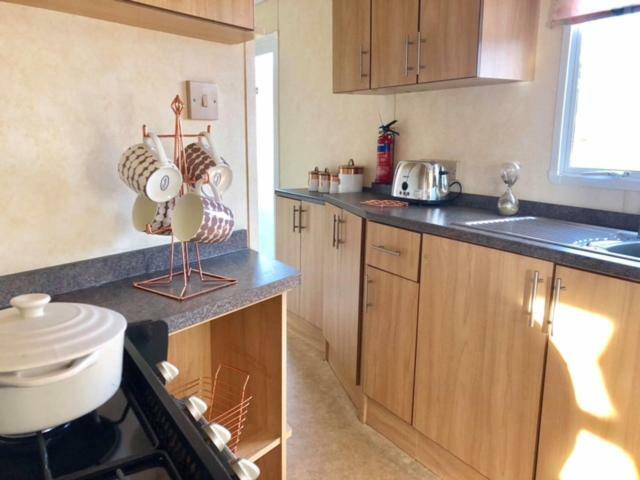 Caravan 50. Nairn Lochloy Holiday Park Εξωτερικό φωτογραφία